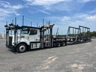 2013 Volvo VAH 6x4 Car Carrier Truck