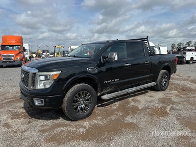 2016 Nissan Titan Platinum Reserve 4x2 Crew Cab Pickup