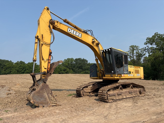 2005 John Deere 2554 Tracked Excavator 2005 John Deere 2554 Tracked Excavator