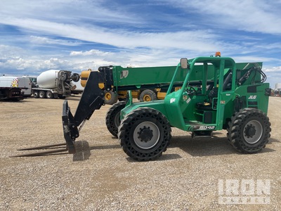 2016 SkyTrak 6042 を見 Telehandler