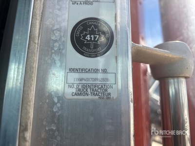 2013 Kenworth W900 T/A Sleeper Truck Tractor