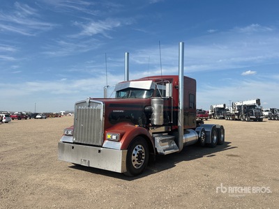 2013 Kenworth W900 T/A Sleeper Truck Tractor