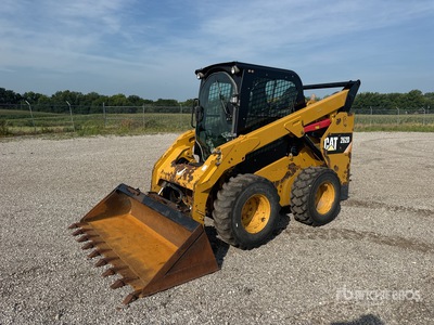2014 Cat 262D Two-Speed Skid Steer Loader
