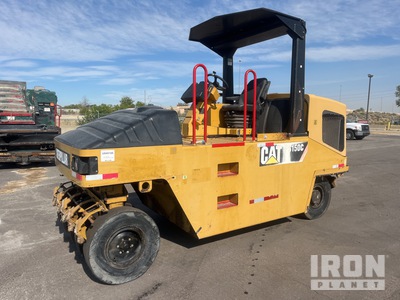 2007 Cat PS150C 9 Wheel Pneumatic Roller