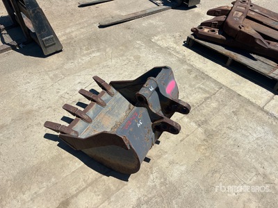 18 in Backhoe Attachment