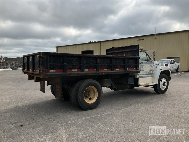 1993 Ford F-700 4x2 S/A Dump Truck in Glen, Mississippi, United