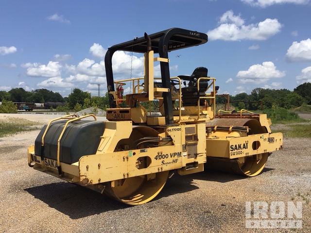COMPACTADOR 2008 SAKAI SW900