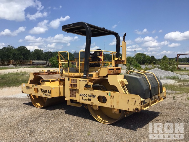 COMPACTADOR 2008 SAKAI SW900