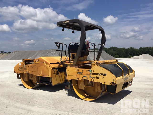COMPACTADOR 2012 SAKAI SW990