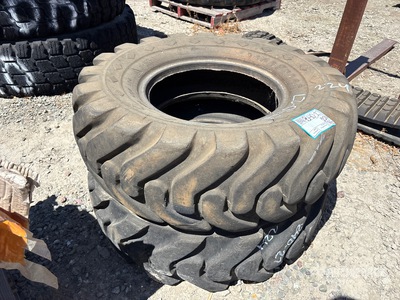 12.5/80-18 Tires