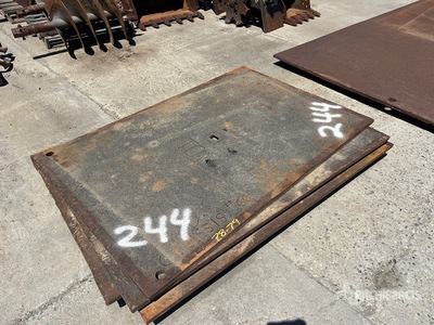 Quantity of (4) 6 ft x 4 ft (1 in Thick) Placas de acero