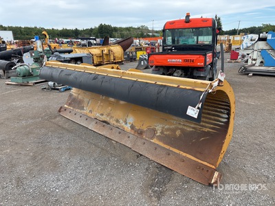 Cote OH 4000 11 ft Hydraulic Reversing Schneepflug - Fits Truck