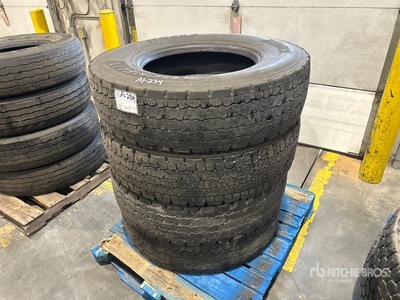 Quantity of (4) Michelin XDN2 11R22.5 Tires