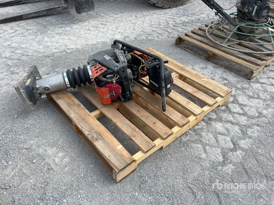 Husqvarna LT 5005 Vibratory Plate Compactor