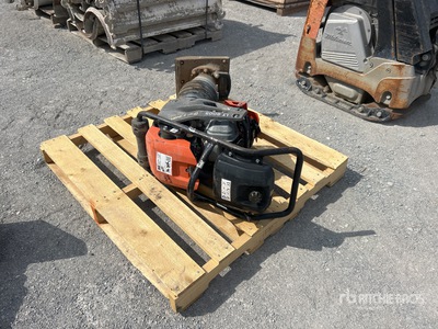 Husqvarna LT6005 Vibratory Plate Compactor