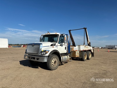 2012 International Workstar 7400 6x4 Lugger Truck