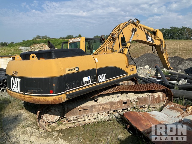 EXCAVADORA 2005 CATERPILLAR 330