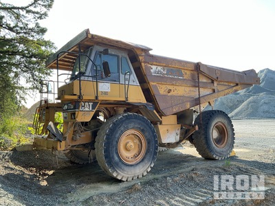1998 Cat 775D Dumper Rígido (Inoperable)