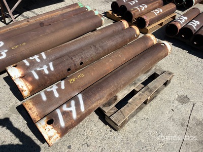 Quantity of (4) 72 in Spreader Bar