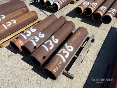 Quantity of (4) 42 in Spreader Bar