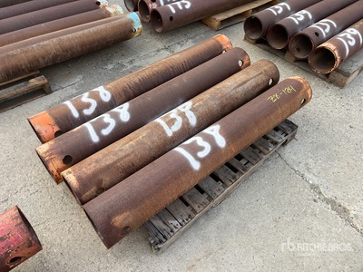 Quantity of (4) 60 in Spreader Bar