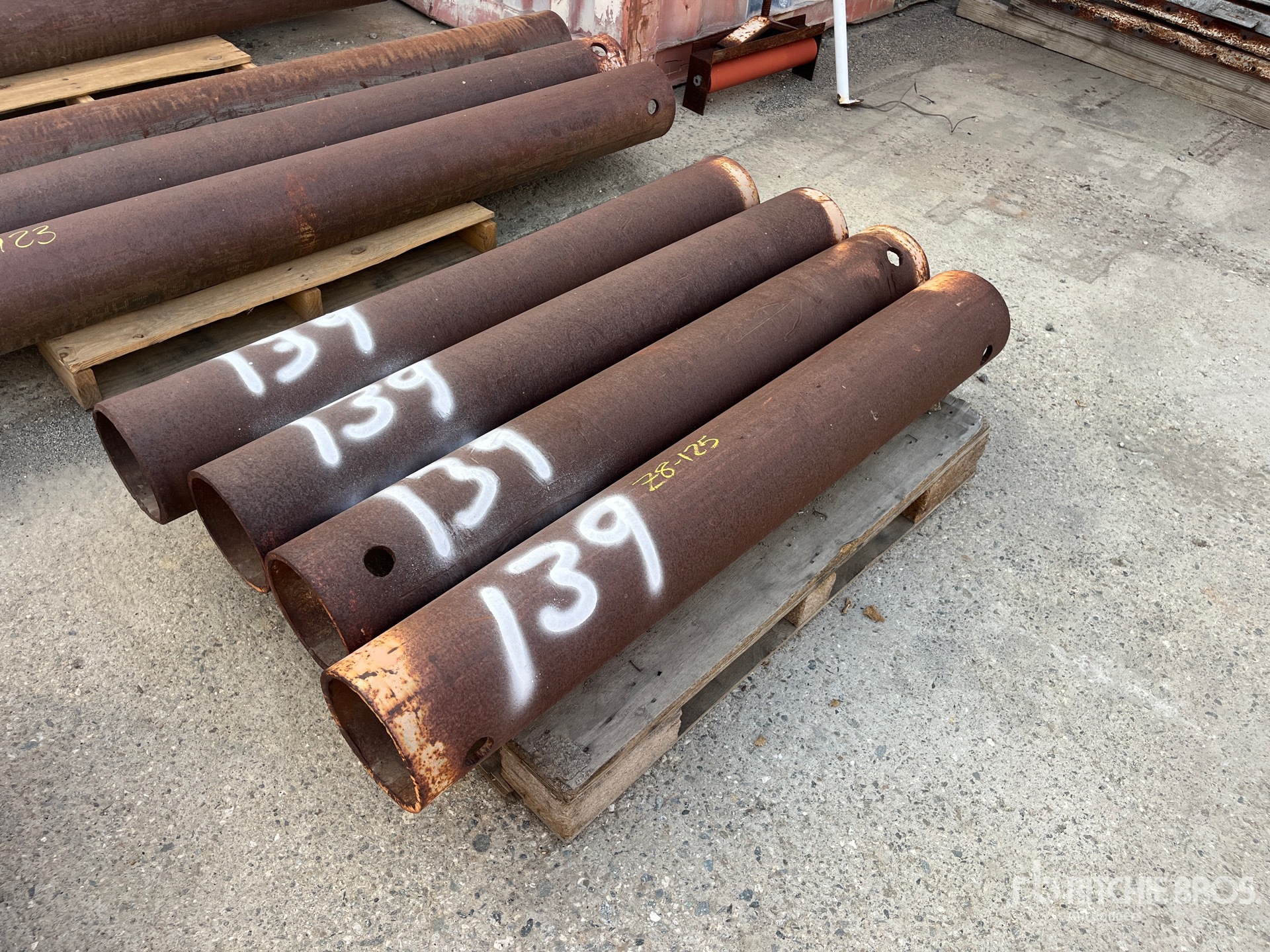 Quantity of (4) Trench Box Spreaders