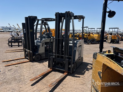 2008 Crown RC5530-35 2800 lb Electric Forklift