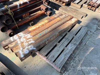 Quantity of (4) 60 in Spreader Bar
