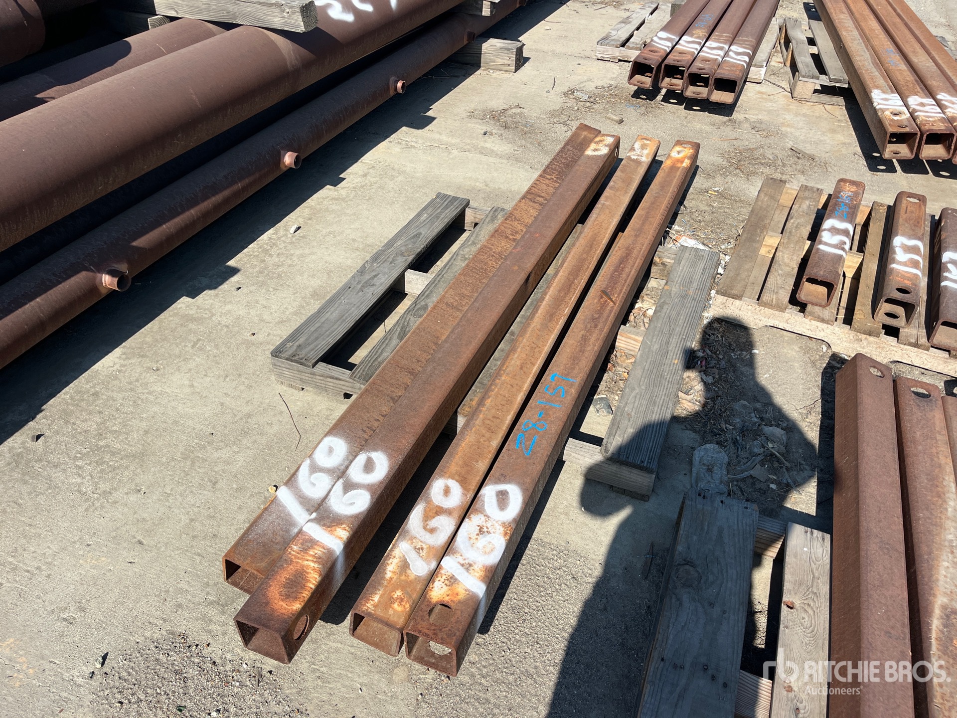 Quantity of (4) Trench Box Spreaders