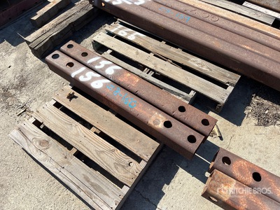 Quantity of (2) Spreader Bar
