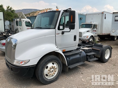 2007 International 8600 SBA 4x2 S/A Day Cab Truck Tractor