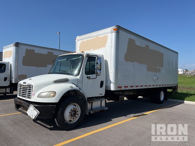 2008 Freightliner M2106 4x2 Furgoneta caja cerrada