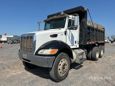 2011 Peterbilt 348 6x4 3-Achs Kipper-Lkw
