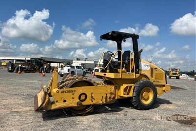2013 Cat CP44 Compactador Pata de Cabra