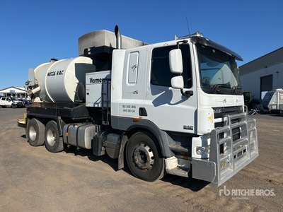 2018 McLaughlin MFG Co VSK100XT2000 on 2018 DAF 6x4 Sleeper Combination Wash/ Vacuum Tanker Truck
