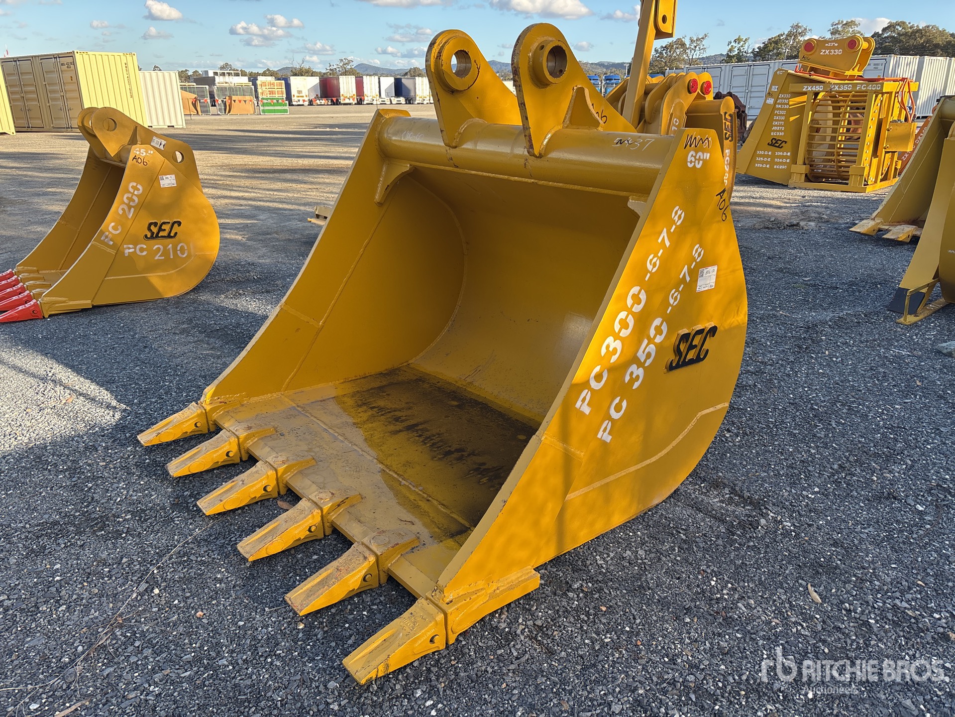 SEC 1720 mm Excavator Bucket - Fits 30 - 35 Ton (Unused)