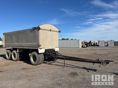 2003 HXW 5.9 m Super Dog End Dump Trailer