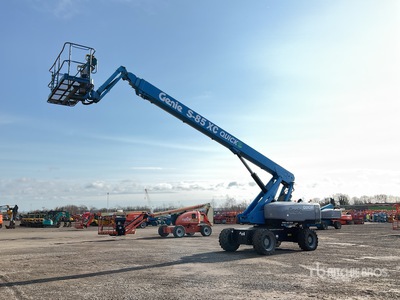 2019 Genie S85XC 4WD Diesel Podnośnik teleskopowy