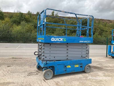 2015 Genie GS4047 Electric Scissor Lift (Inoperable)