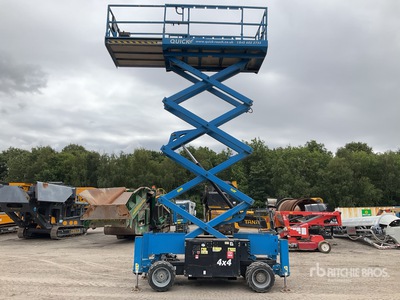 2017 Genie GS3369 4x4 Diesel Diesel Scissor Lift 12 MTR Elevador de tijera