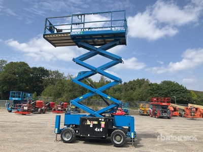 2017 Genie GS3369 4x4 Diesel Diesel Scissor Lift 12 MTR Elevador de tijera