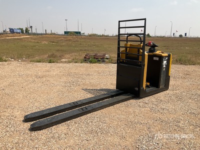 2017 Yale MO20L Pallet Jack