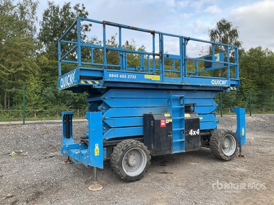 2017 Genie GS-5390 4x4 Diesel Scissor Lift