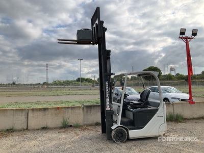 2017 UniCarriers A2N1L16Q 1400 kg Montacargas Eléctrico