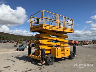 2014 Haulotte H18SDX Scissor Lift