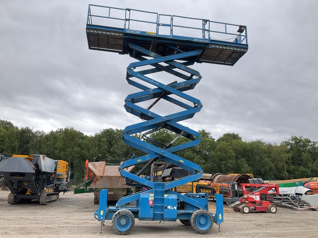 2016 Genie GS5390 4x4 Diesel Scissor Lift 2016 Genie GS5390 4x4 Diesel Scissor Lift