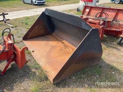 2011 L&K LGS 2200 mm Telehandler Bucket - Fits Manitou MT 1337