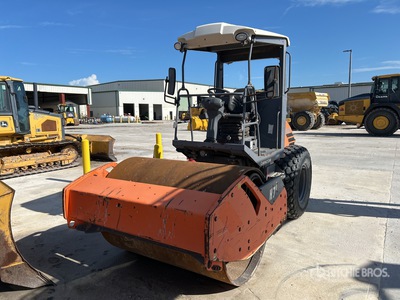 2015 Hamm H7i VIO Smooth Drum Compactor