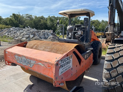 2016 Hamm H13i VIO Rodillo compactador