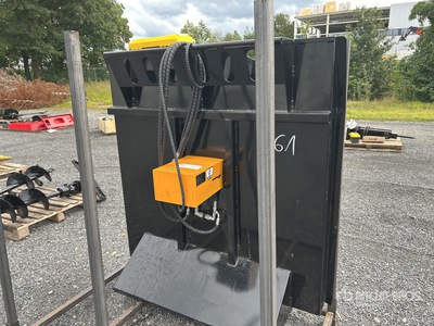 2025 GIYI GY-BC63 60 In. Brush cutter (Unused)